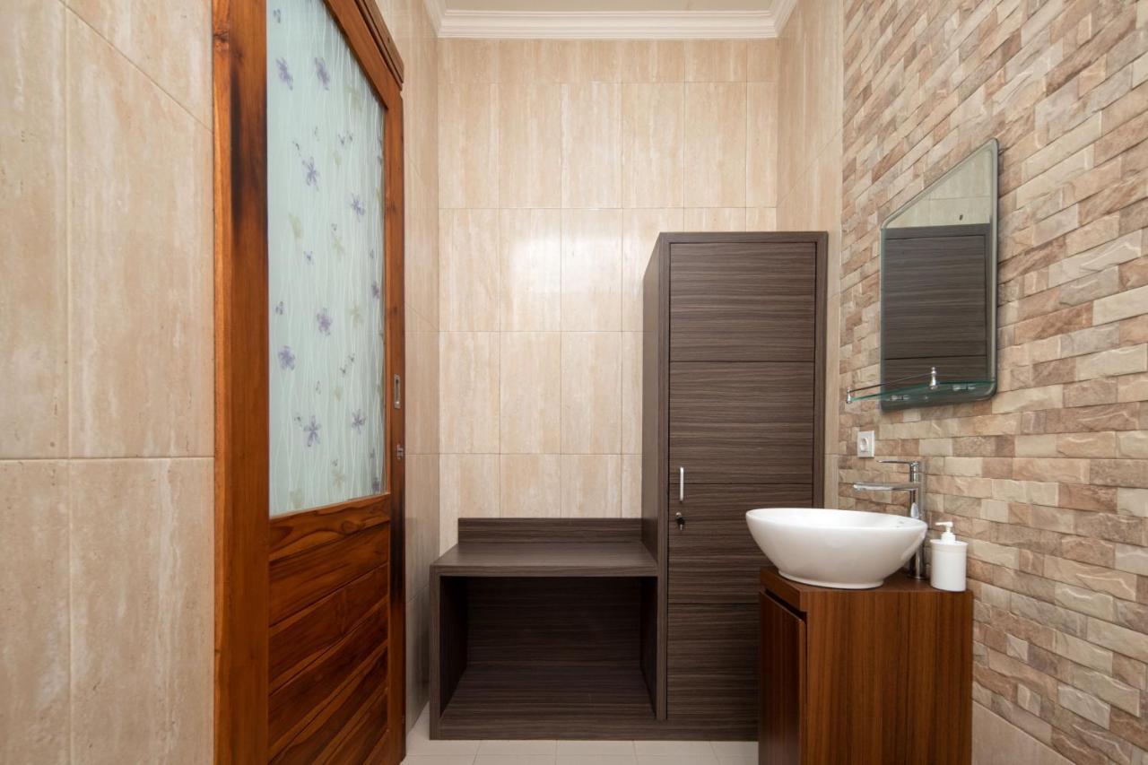 Jineswari Kuta By Kamara Hotel Kültér fotó